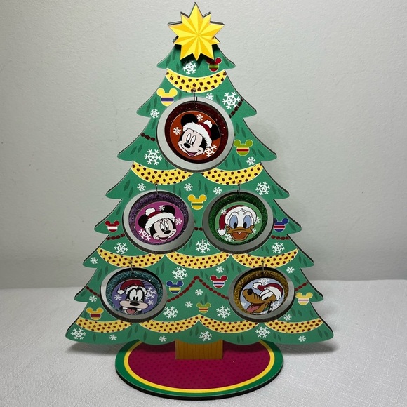 Hallmark Disney Wooden Mini Christmas Tree Ornament Set Mickey Mouse & friends - Picture 1 of 4
